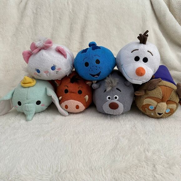 Disney Tsum Tsum Medium Size Lot of 7 Plush 6” Beast Marie Olaf Baloo Dory Dumbo - Picture 1 of 7